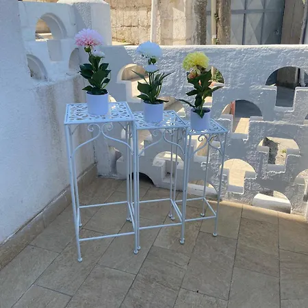 Casa Nella Grotta Laterza