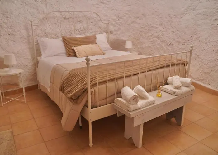 Casa Nella Grotta Affittacamere