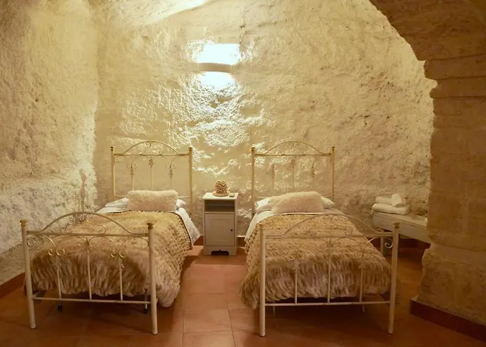 Casa Nella Grotta * Laterza