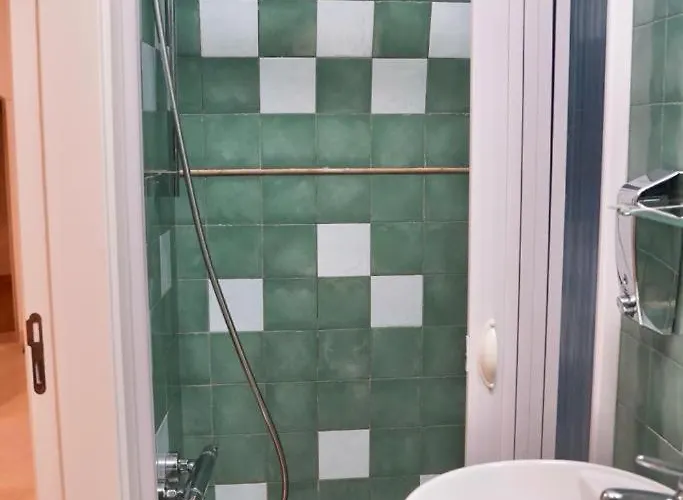 Casa Nella Grotta Gæstehus *